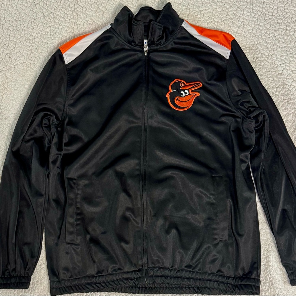 Like new!! Genuine MLB Merchandise XL Baltimore Orioles track jacket.
